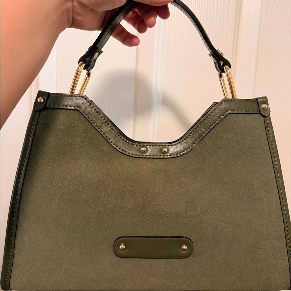 Elegant Green Handbag - Picture 2 of 8